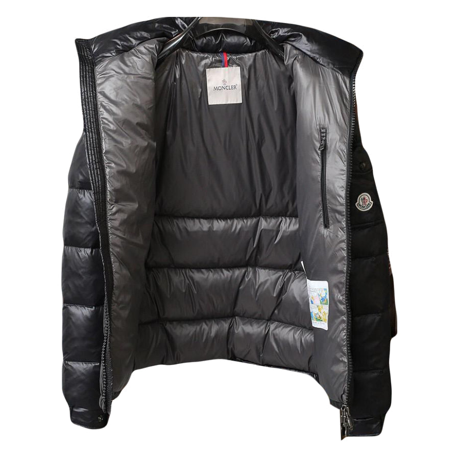 Moncler Men's Black Puffer Jacket - Stylish Winter Coat with Hood